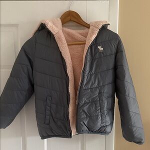 Abercrombie & Fitch Gray Puffer with Pink Fleece